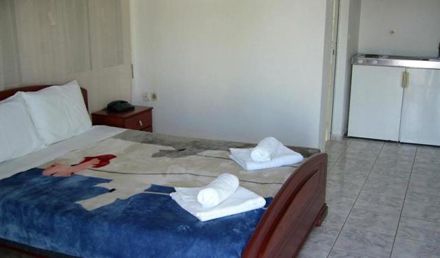 Suzie-Hotel-17.jpg
