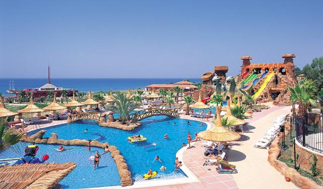 Kamelya-World-Holiday-Village-08.jpg