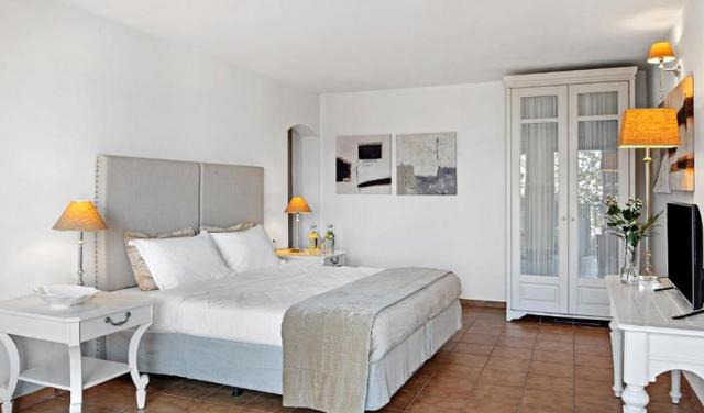 Aegean-Suites-v2-13.jpg