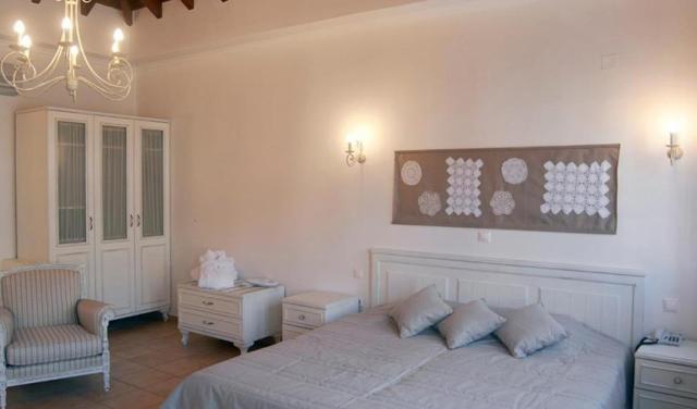 Lapetos-Village-18.jpg