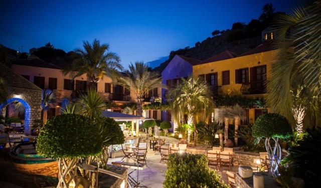 Lapetos-Village-20.jpg