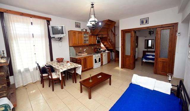 Lelas-Beach-House-111.jpg