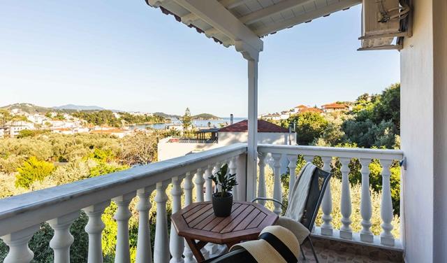 Avaton-Garden-Hotel-6.jpg