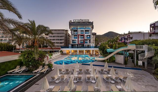 White-City-Beach-Hotel-210.jpg