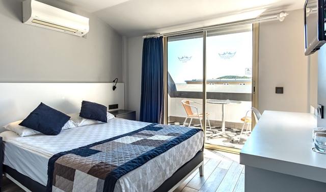 White-City-Beach-Hotel-62.jpg