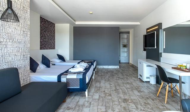 White-City-Beach-Hotel-66.jpg