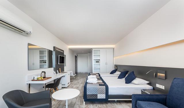 White-City-Beach-Hotel-67.jpg