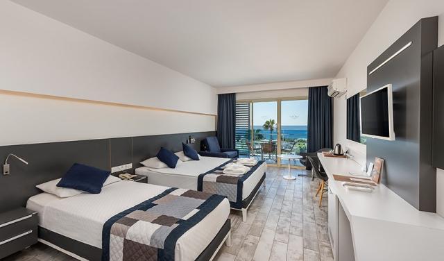 White-City-Beach-Hotel-70.jpg