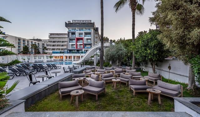 White-City-Beach-Hotel-310.jpg
