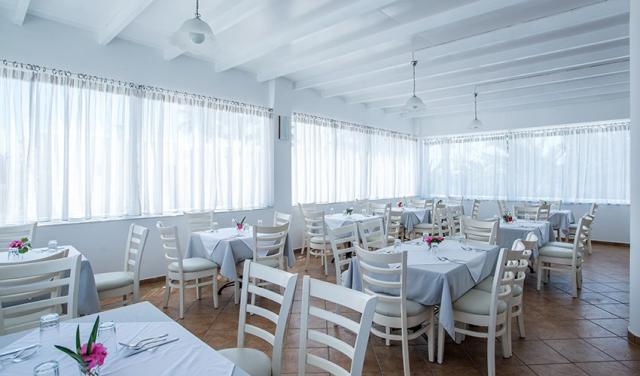 Naxos-Holidays-Hotel-23.jpg