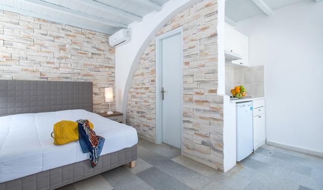 Naxos-Holidays-Hotel-6.jpg