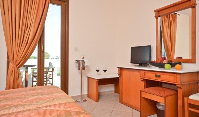 Naxos-Resort-25.jpg