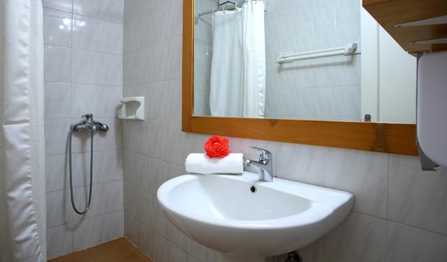 Scorpios-Hotel-13.jpg