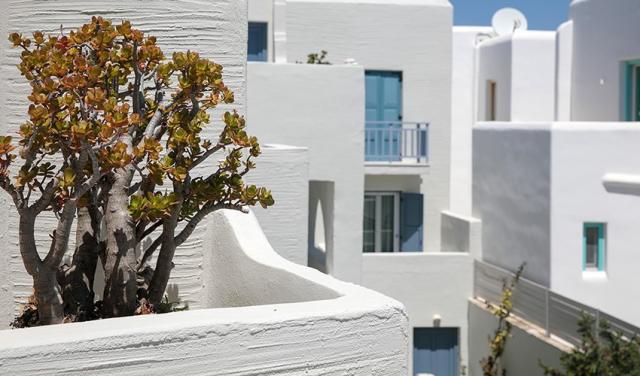 Iria-Beach-Hotel-2.jpg