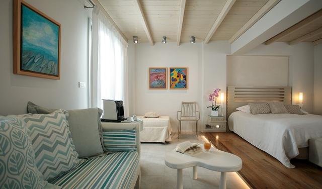 Iria-Beach-Hotel-12.jpg