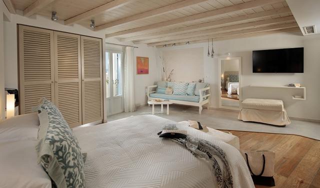 Iria-Beach-Hotel-9.jpg