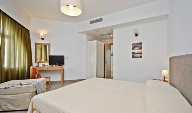 Xenia-Hotel-6.jpg