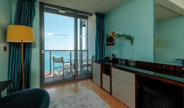 Hotel-Eurostars-Queen-Montenegro-18.jpg