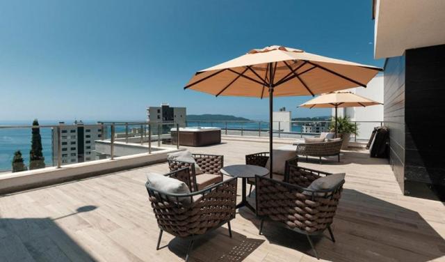 Hotel-Eurostars-Queen-Montenegro-21.jpg