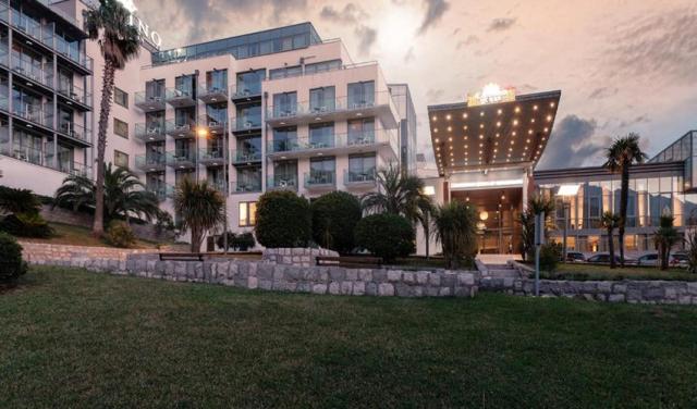Hotel-Eurostars-Queen-Montenegro-5.jpg