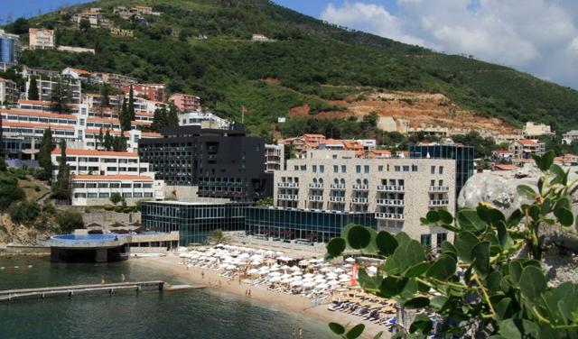 Avala-Resort-Villas-1.jpg