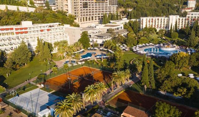 Hotel-Iberostar-Bellevue-22.jpg