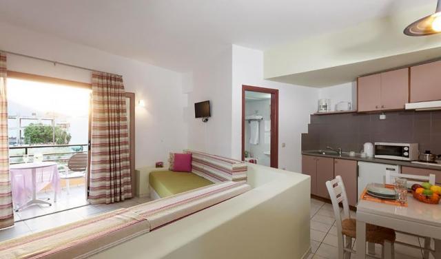 Latania-Apartment-30.jpg