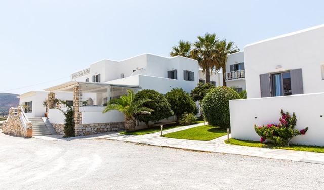 Paros-Bay-Hotel-16.jpg