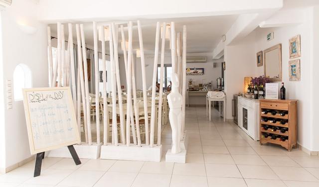 Paros-Bay-Hotel-8.jpg