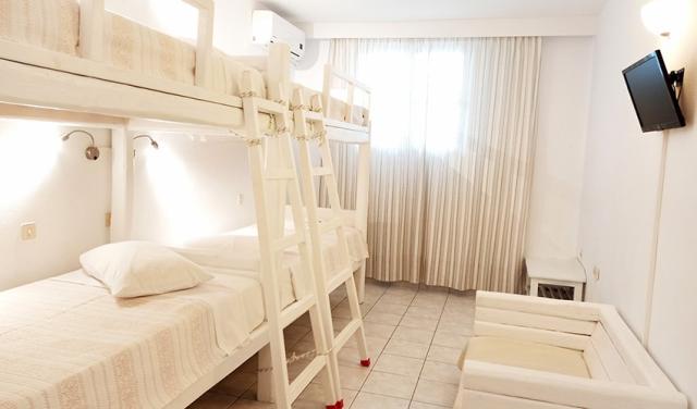 Polos-Hotel-12.jpg
