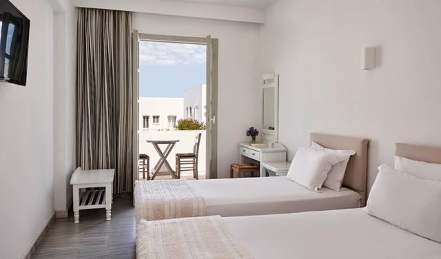Polos-Hotel-16.jpg