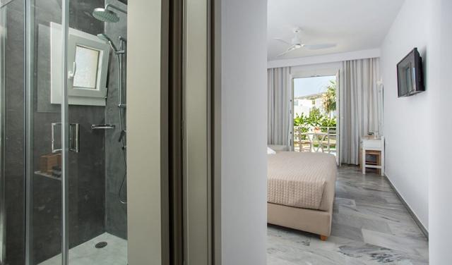 Polos-Hotel-36.jpg
