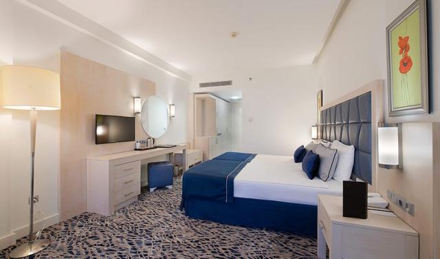 Sentido-Kamelya-Fulya--2025-12.jpg