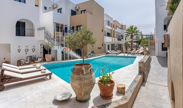 Hotel-Nami-Suites-2.jpg