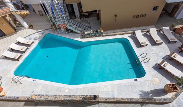 Hotel-Nami-Suites-3.jpg