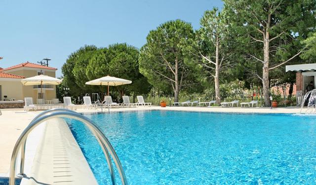 Hotel-Theofilos-Superiorl-23.jpg