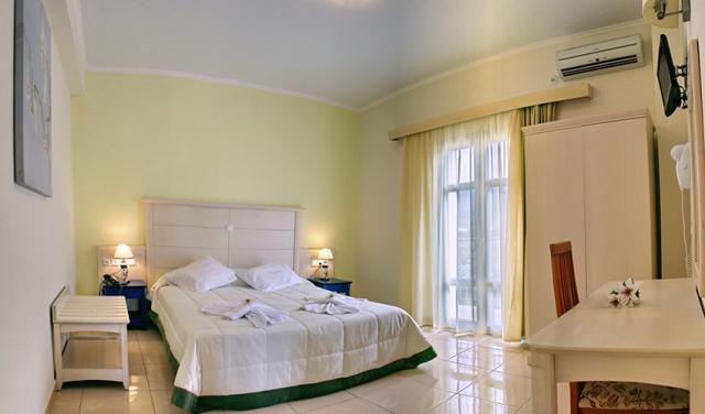 Hotel-Theofilos-Superiorl-29.jpg