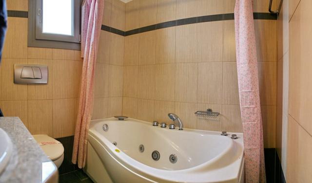 Hotel-Theofilos-Superiorl-31.jpg