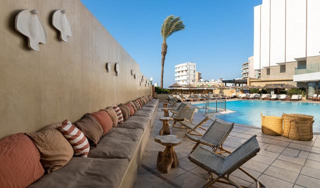 Blue-Sky-Hotel-9.jpg