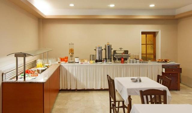 Africa-Hotel-4.jpg