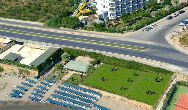 1 Asrin-Beach-2025-1 (4).jpg