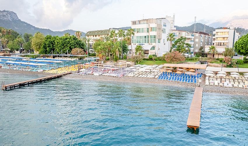 Viking-Beach-Hotel-4.jpg