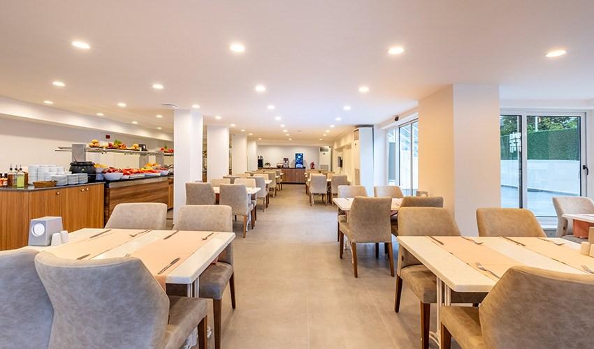 Viking-Beach-Hotel-13.jpg