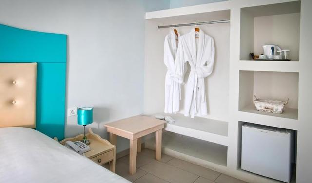 Masouri-Blu-Boutique-Hotel-9.jpg