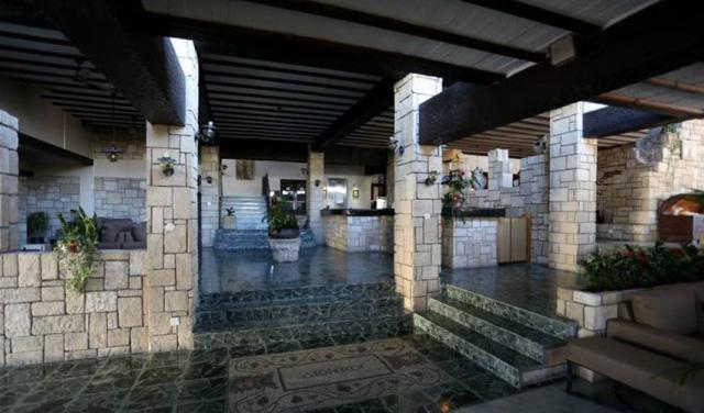 Dyonisos-Hotel-11.jpg