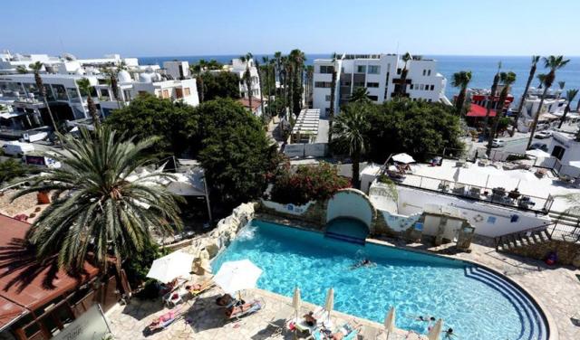Dyonisos-Hotel-3.jpg