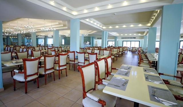 Blend-Club-Aqua-Resort-20.jpg