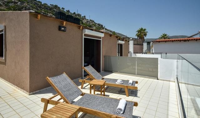 Iraklis-Apartments-15.jpg