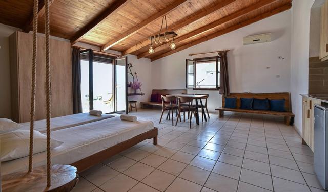 Iraklis-Apartments-18.jpg