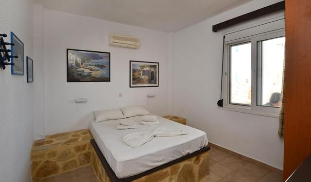 Elenis-Apartments-22.jpg